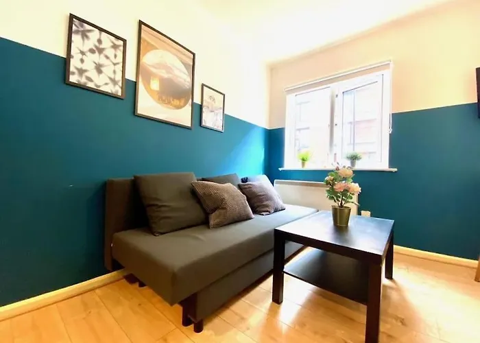 Lovely In Centre * Leeds (West Yorkshire)