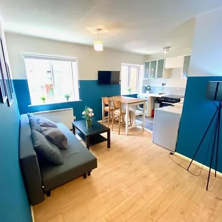 Lovely In Centre Apartament *